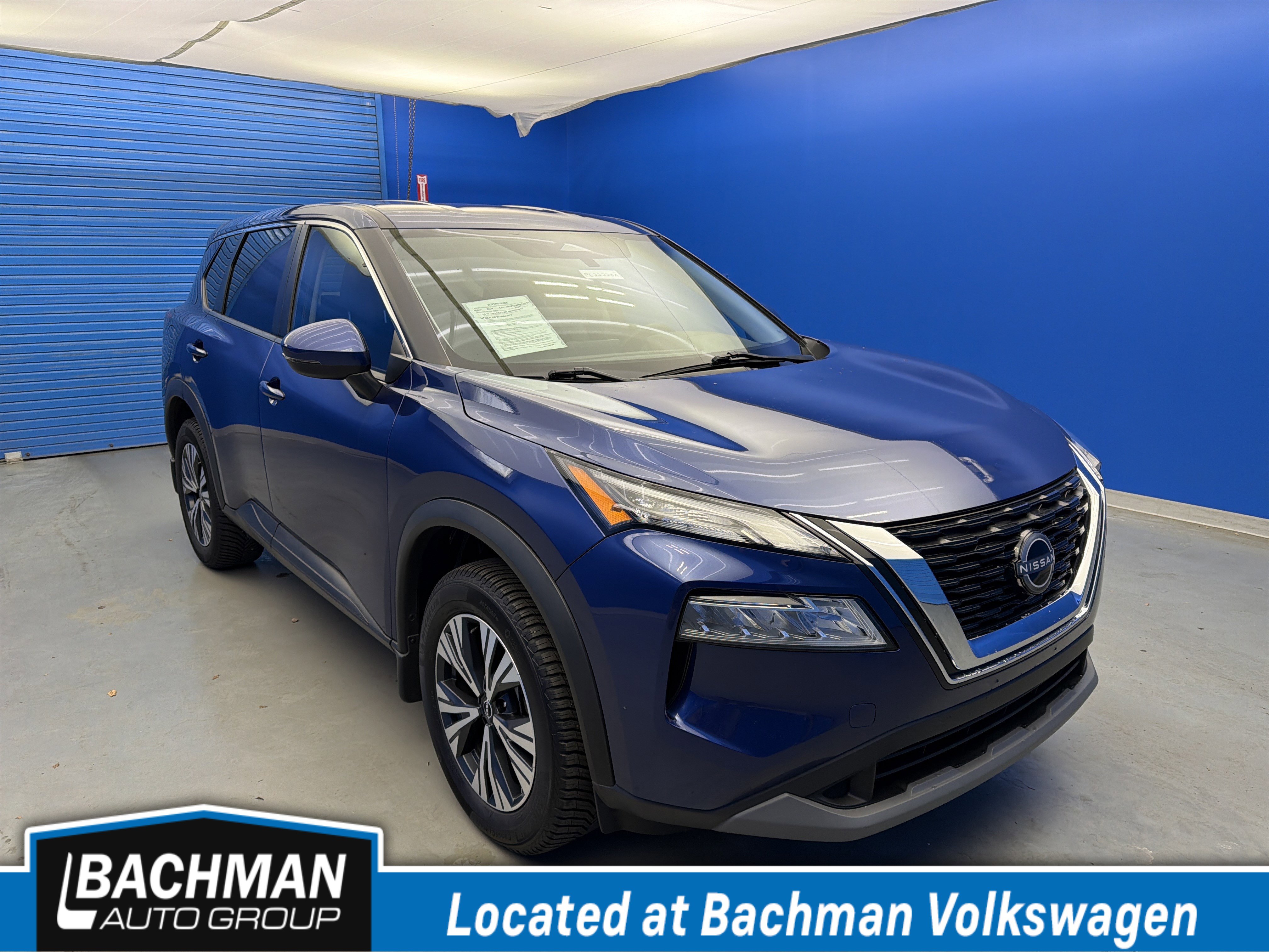 2022 Nissan Rogue SV's photo