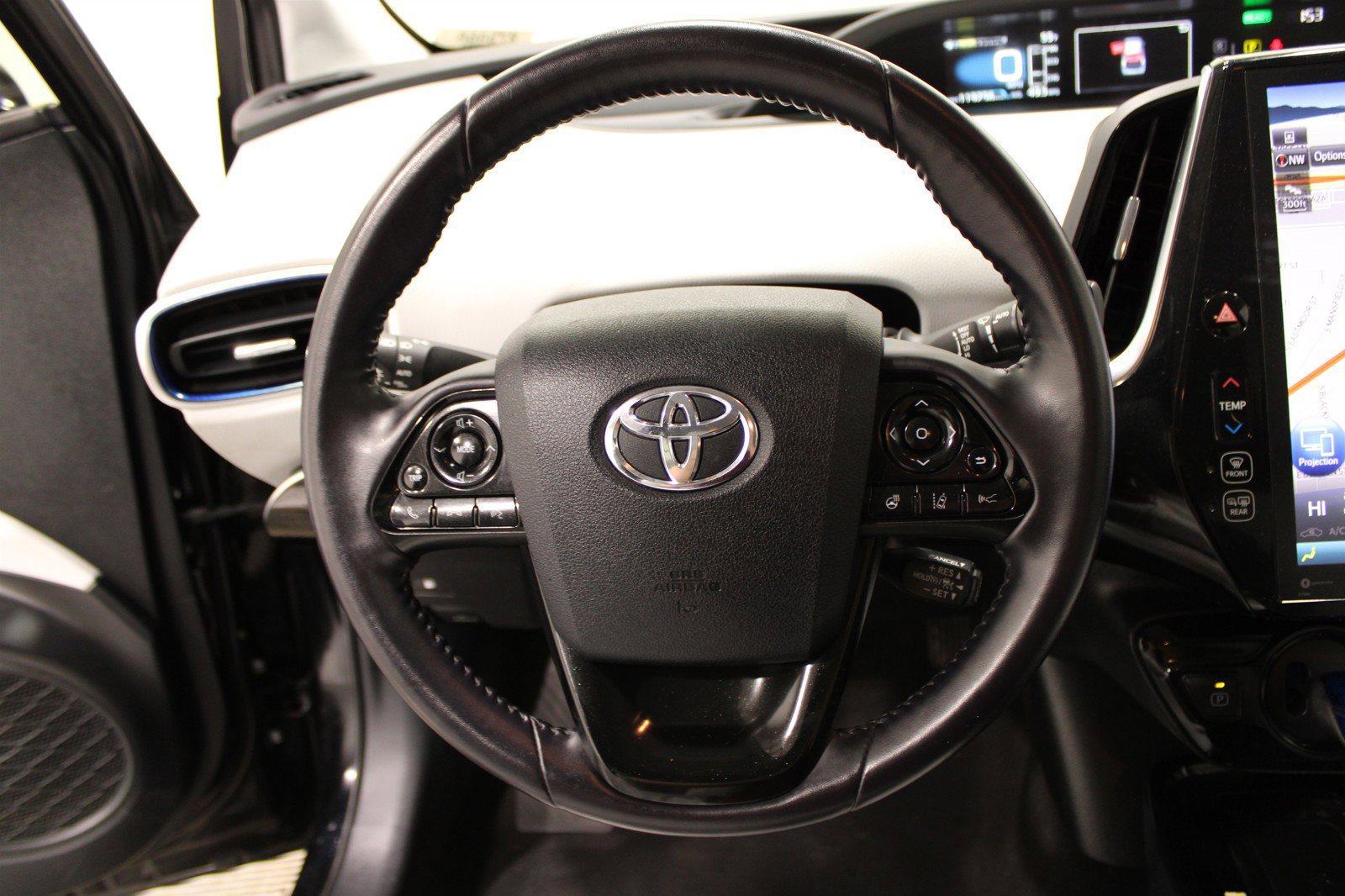 2021 Toyota Prius Limited photo 8