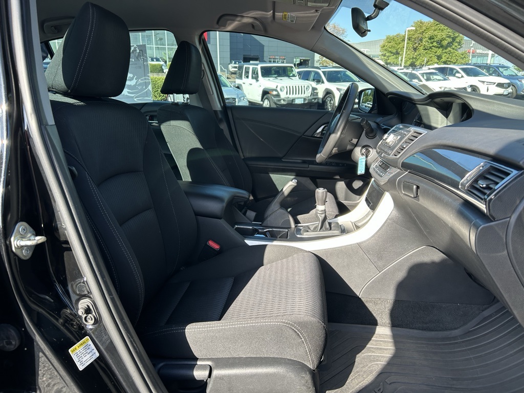 2015 Honda Accord Sport photo 23