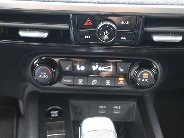 2026 Nissan Kicks SV photo 4