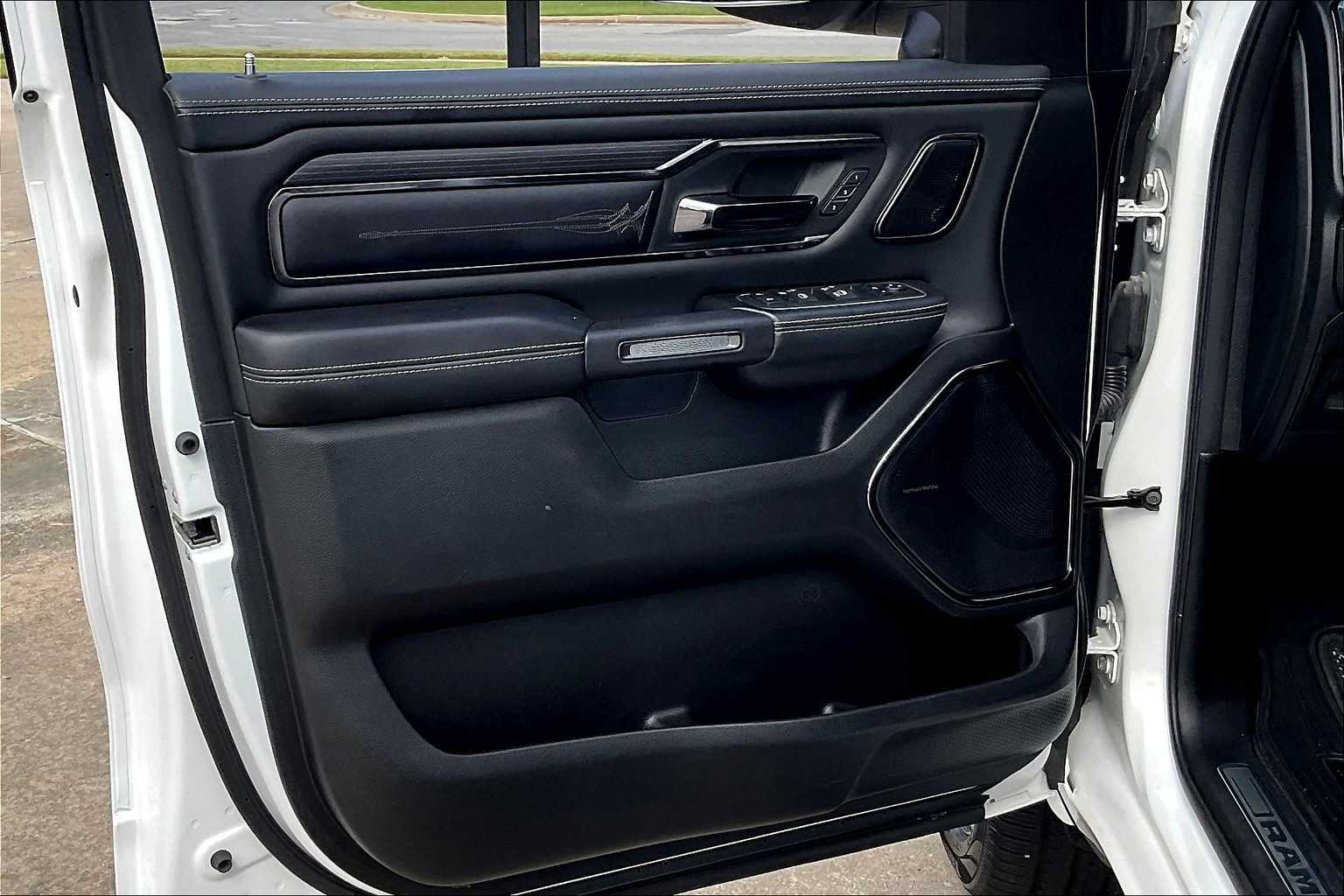 2022 Ram 1500 Limited photo 20