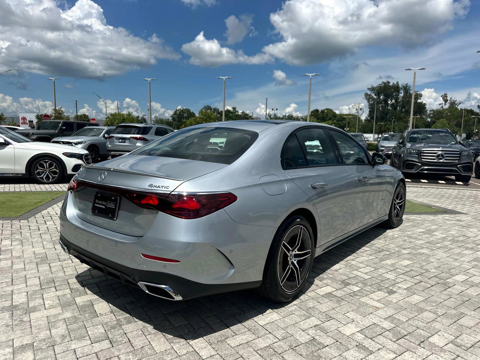 2025 Mercedes Benz E 350 Sedan photo 4