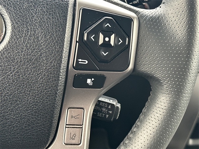 2024 Toyota 4Runner SR5 photo 17