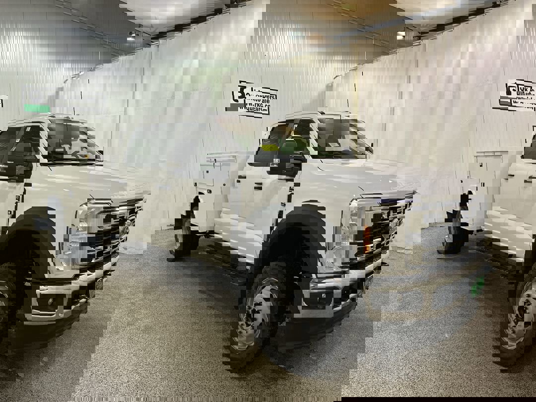 2026 Ford F-450 Super Duty Chassis Cab