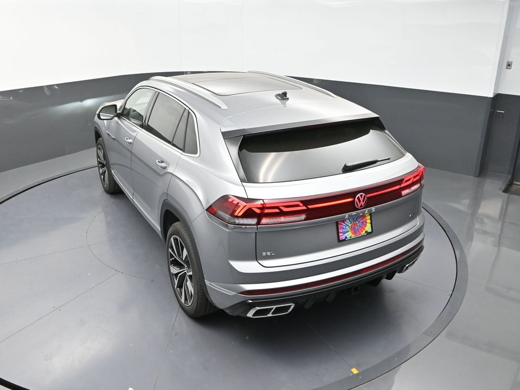 2025 Volkswagen Atlas Cross Sport SEL Premium R-Line photo 14