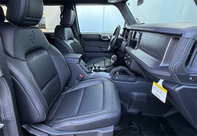 2025 Ford Bronco Badlands photo 17