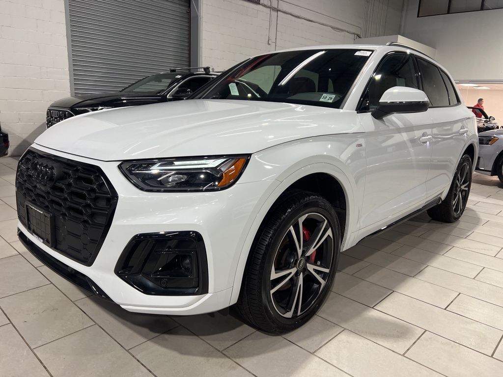 Used 2025 White Audi 45 S line Premium Plus image 1
