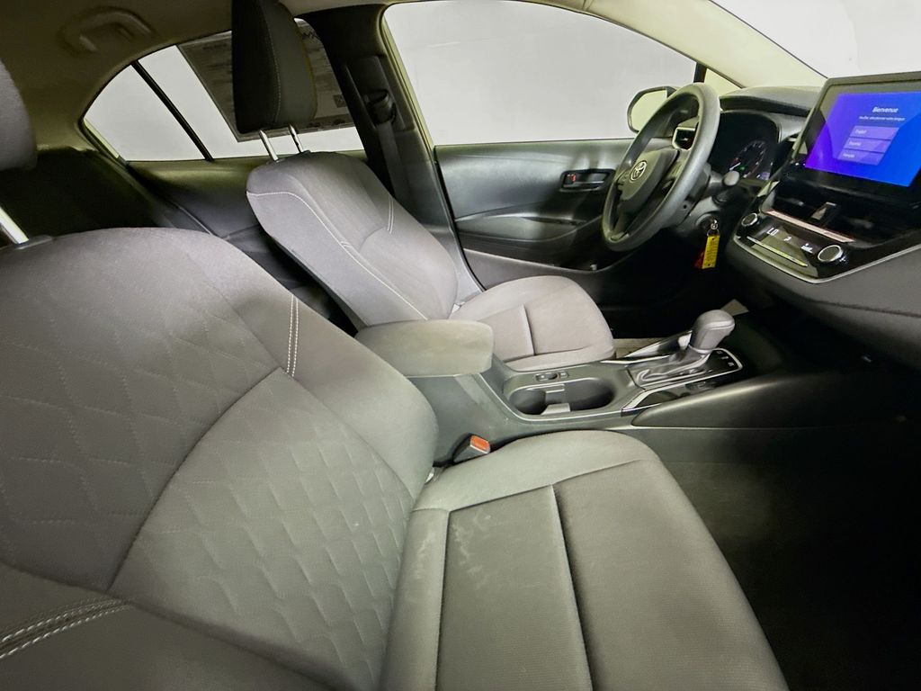 2025 Toyota Corolla Hybrid LE photo 24