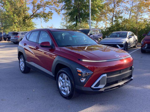 2026 Hyundai Kona SE photo 2