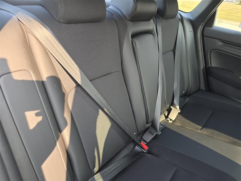 2026 Honda Civic Sport photo 7