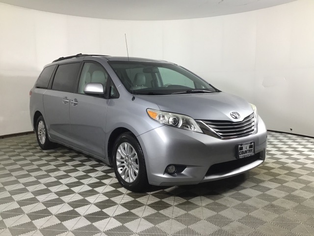 2014 Toyota Sienna XLE