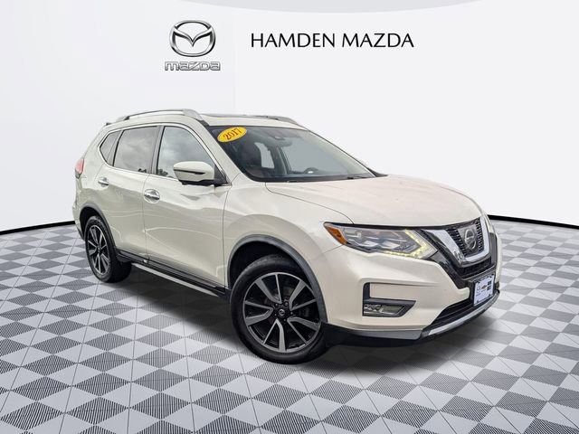 2017 Nissan Rogue SL's photo