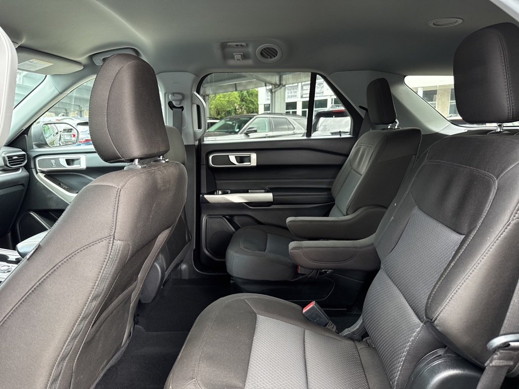 2022 Ford Explorer XLT photo 22