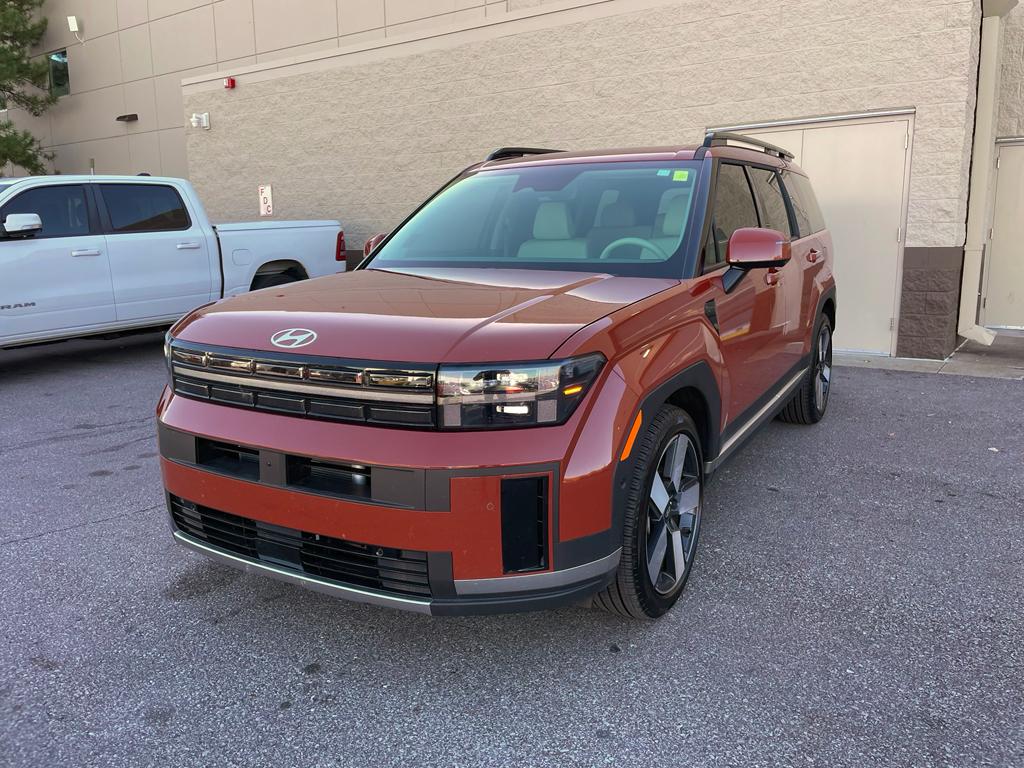 2025 Hyundai Santa Fe Limited's photo