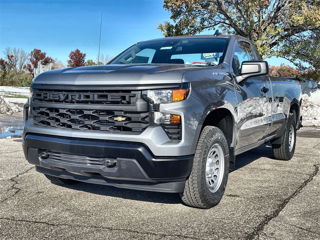 2026 Chevrolet Silverado 1500 photo 2