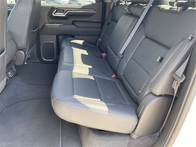 2024 Gmc Sierra 1500 SLT photo 32