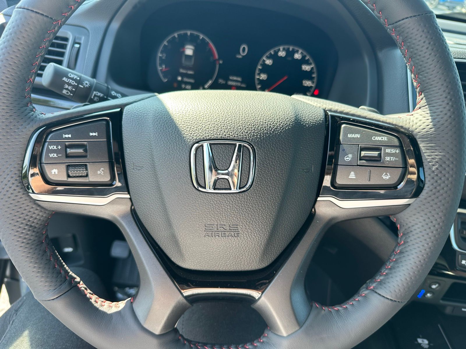 2025 Honda Ridgeline Black Edition photo 12