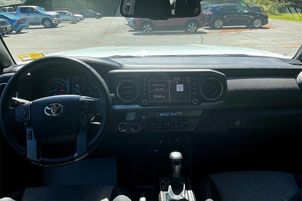 2023 Toyota Tacoma TRD Off-Road photo 18