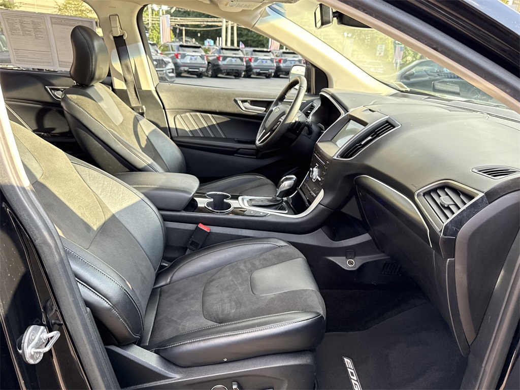 2018 Ford Edge Sport photo 24