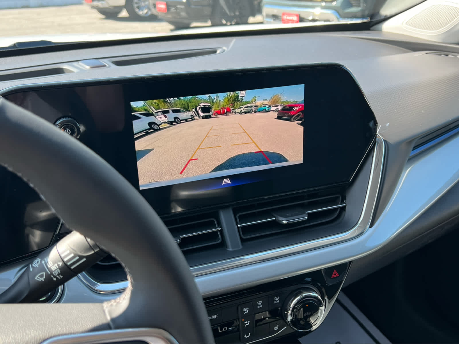 2025 Chevrolet Trax photo 14