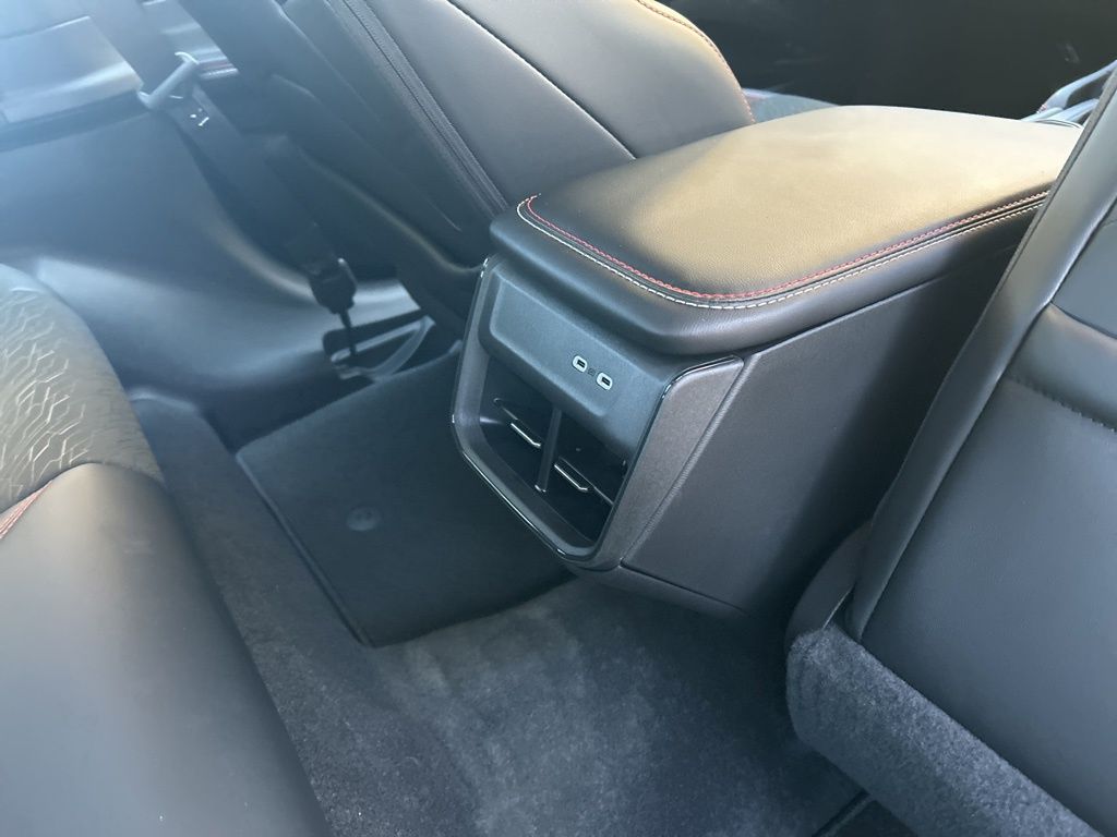 2025 Dodge Charger R/T photo 22