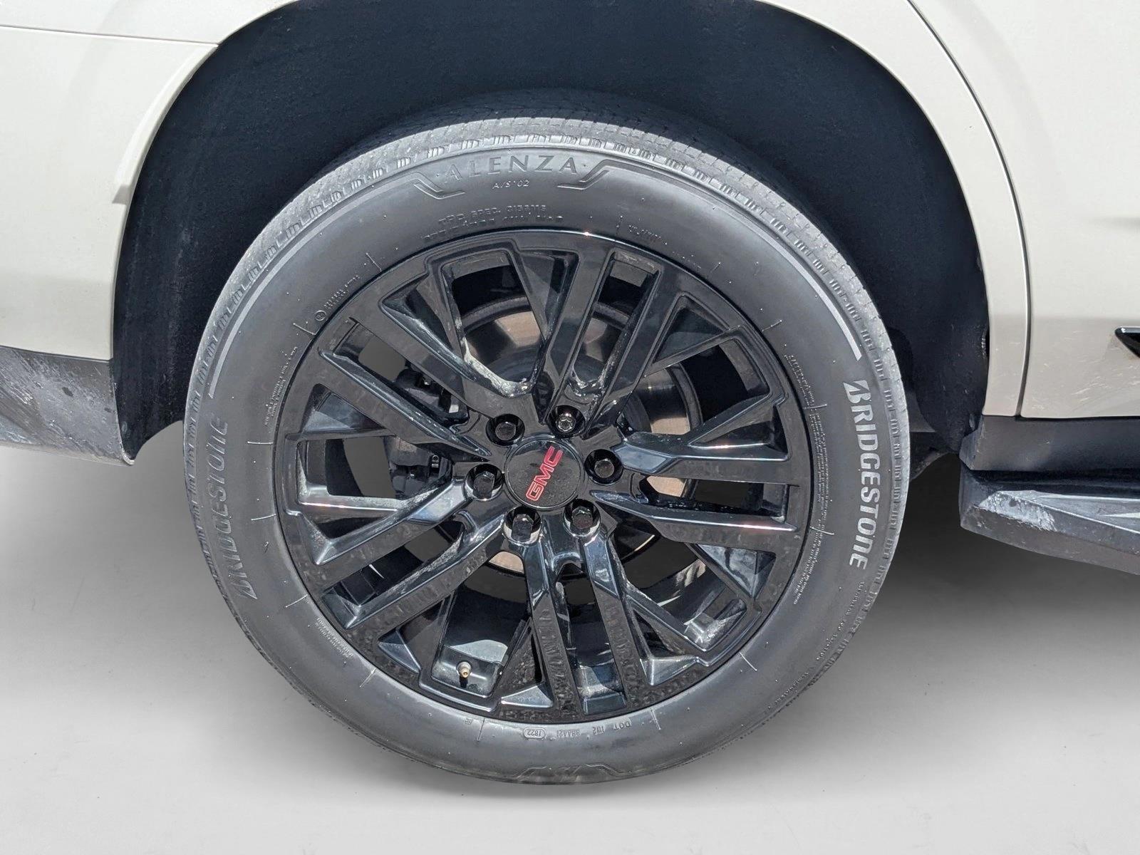 2021 Gmc Yukon Denali photo 13