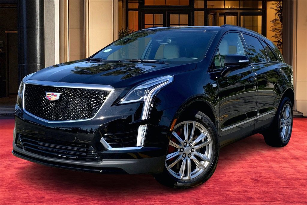 2025 Cadillac XT5 Sport's photo