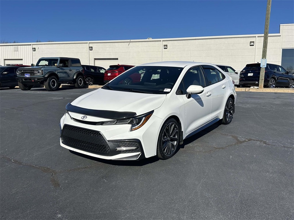 2022 Toyota Corolla SE photo 3