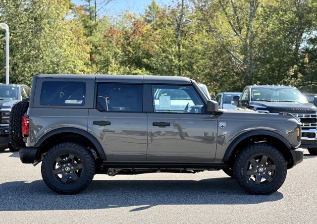 2025 Ford Bronco Big Bend photo 3