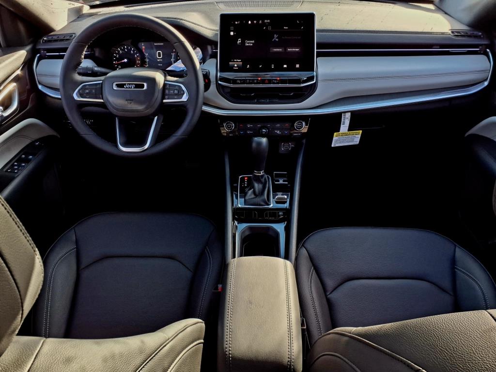 2025 Jeep Compass Limited photo 6