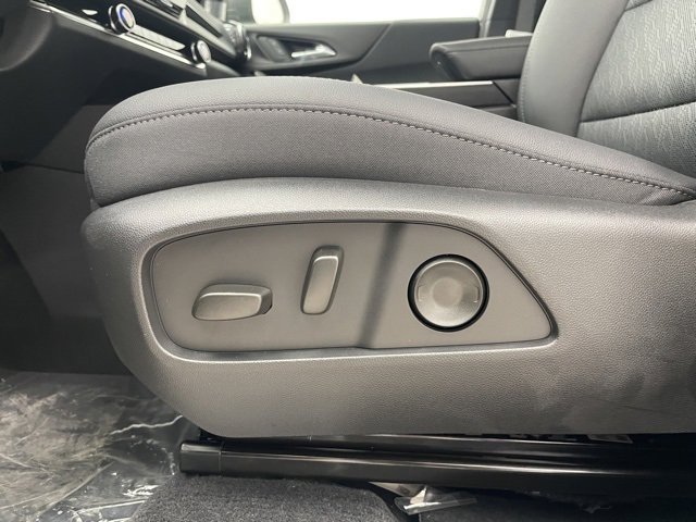 2026 Chevrolet Equinox LT photo 7