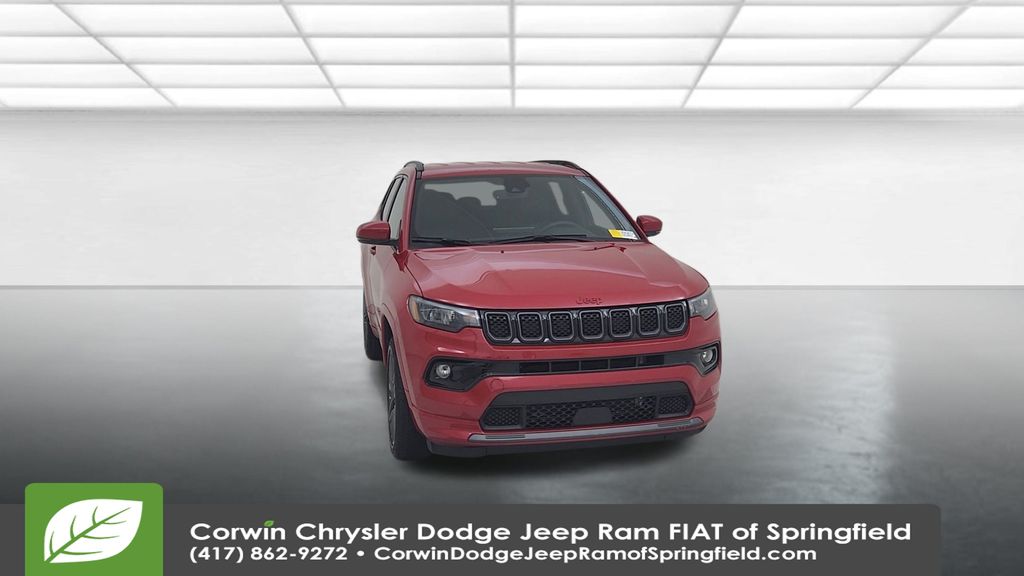 2023 Jeep Compass Red Edition photo 4