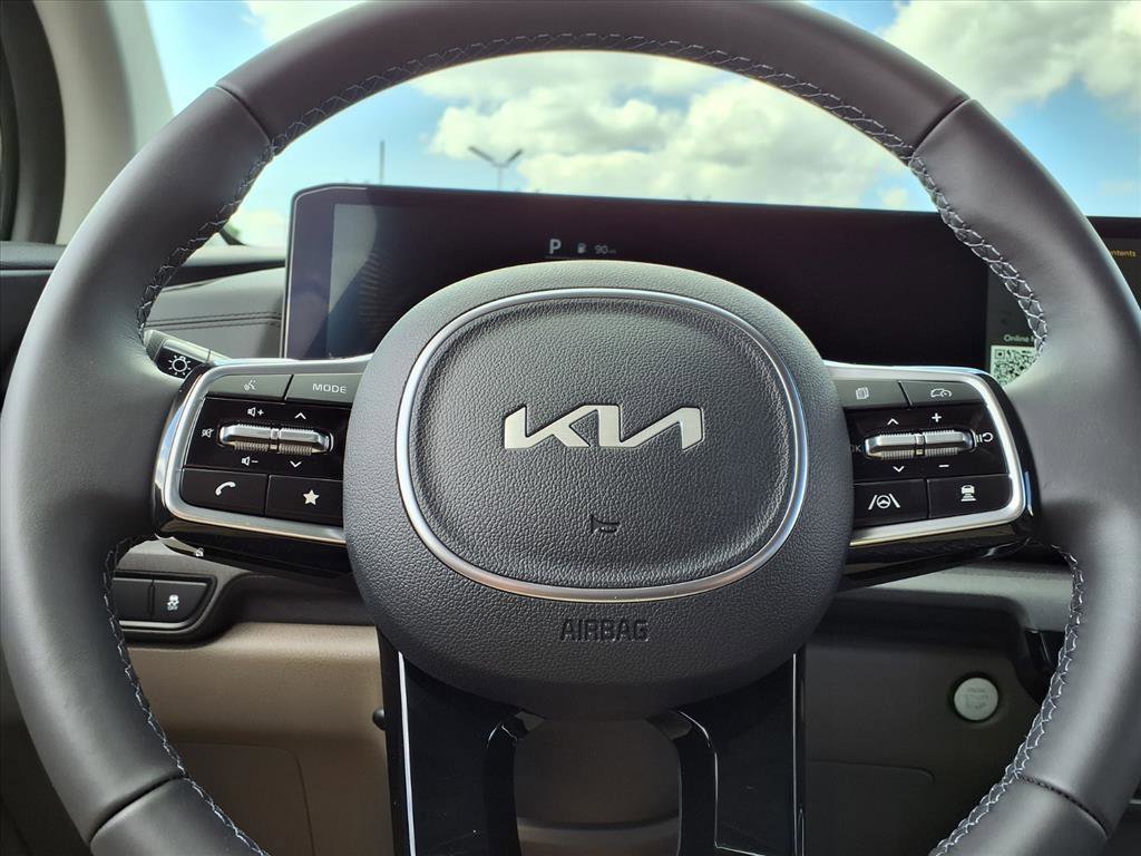 2026 Kia Carnival EX photo 21