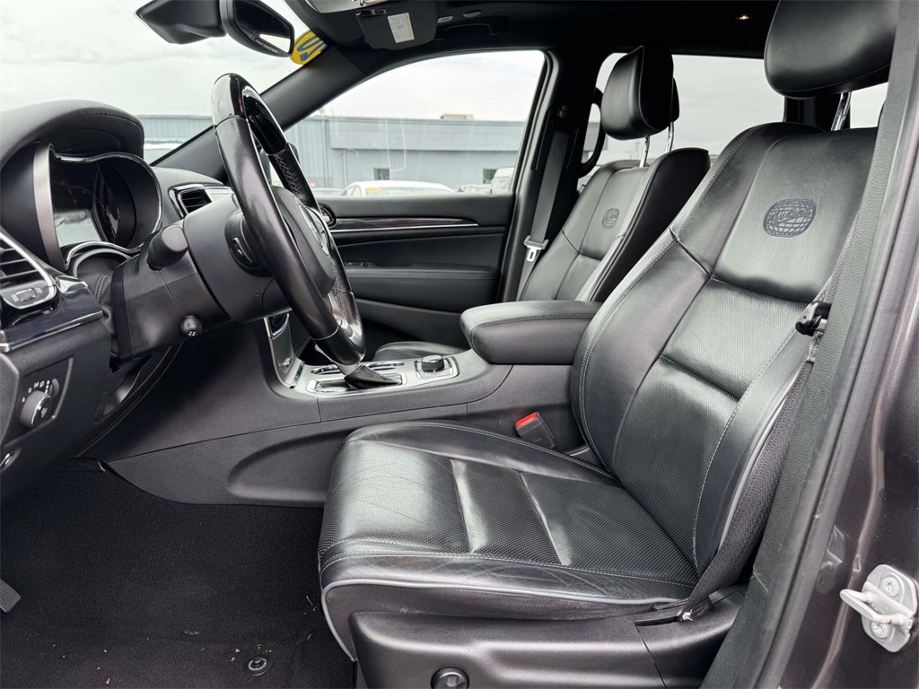 2020 Jeep Grand Cherokee Overland photo 13