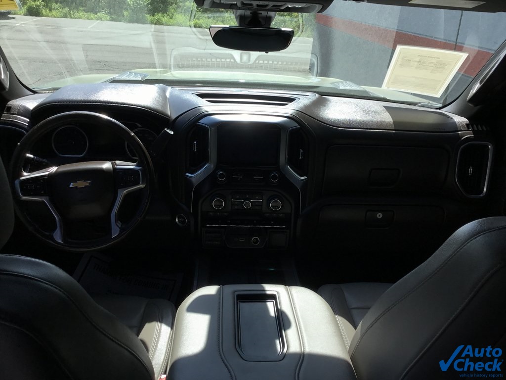 2020 Chevrolet Silverado 3500HD LTZ photo 27