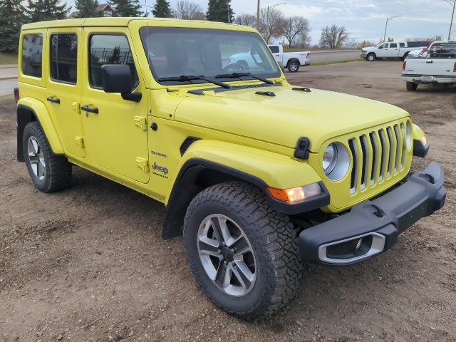 2023 Jeep Wrangler Sahara photo 2