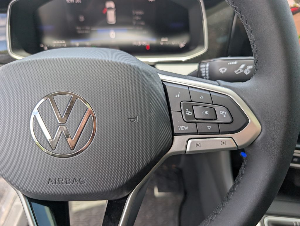 2025 Volkswagen Jetta 1.5T SE photo 17