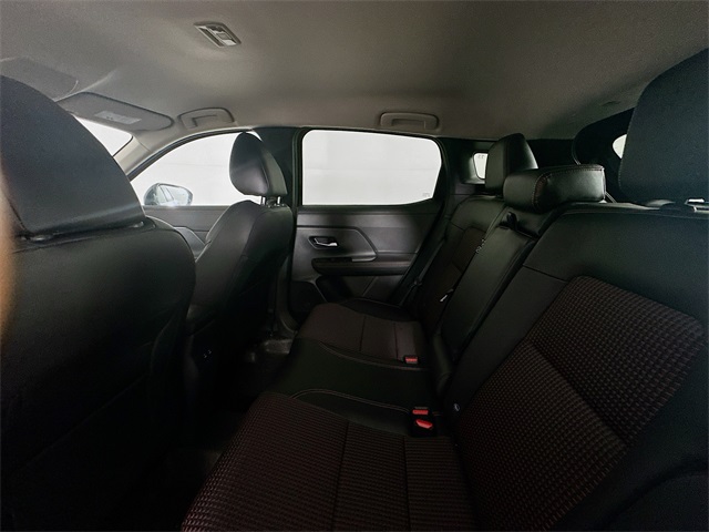 2025 Nissan Kicks SR photo 21