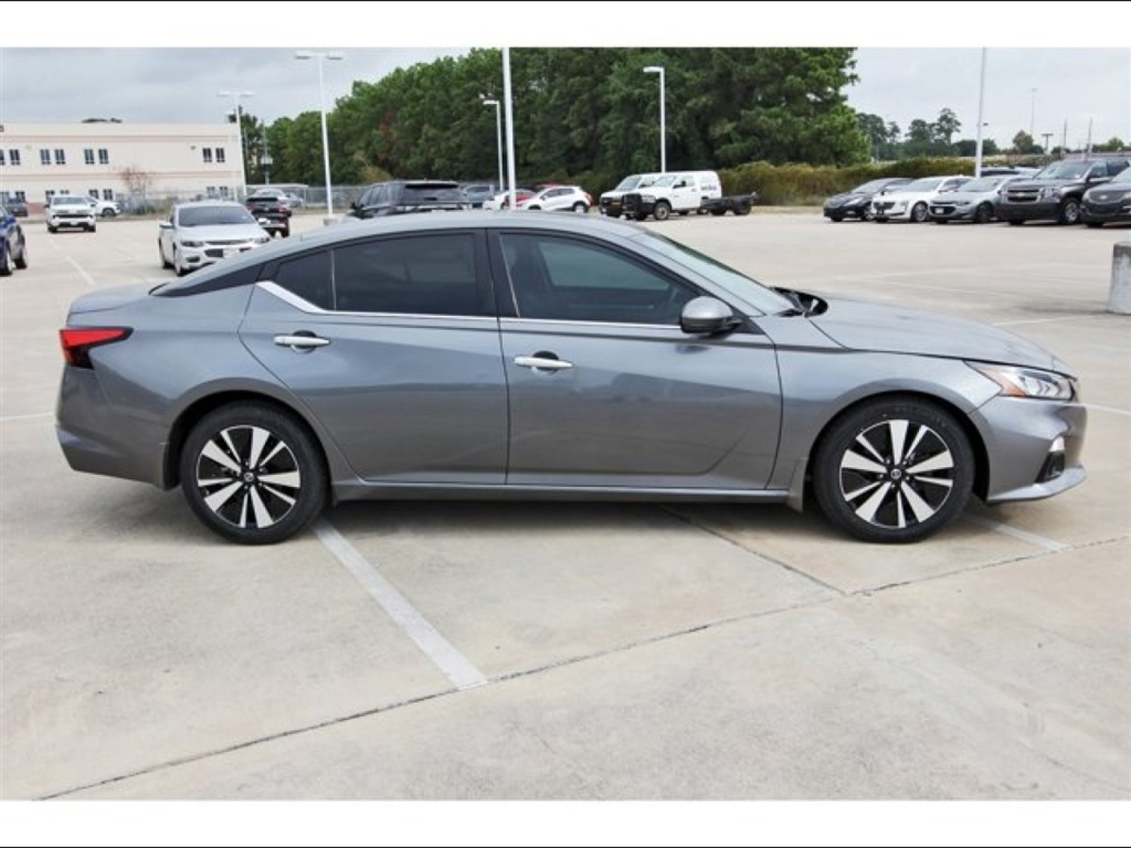 2022 Nissan Altima 2.5 SL - 6