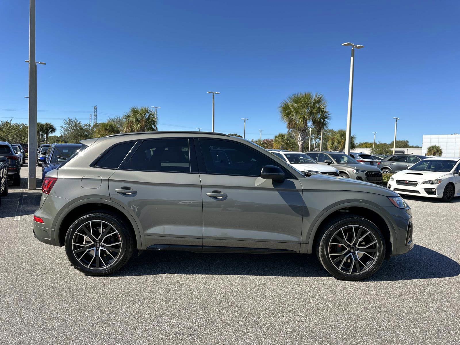 2023 Audi SQ5 Premium Plus photo 4