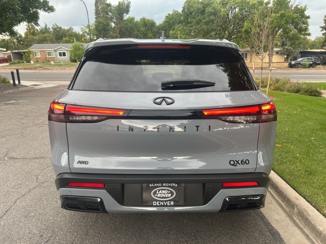 2025 Infiniti QX60 Luxe AWD photo 4