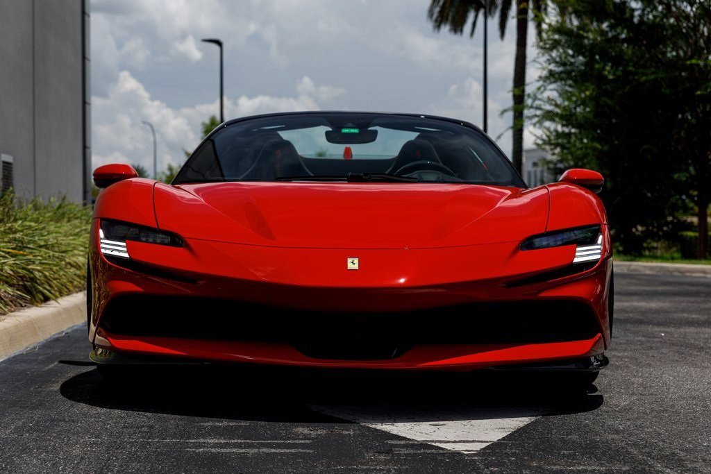 2023 Ferrari SF90 Spider photo 18