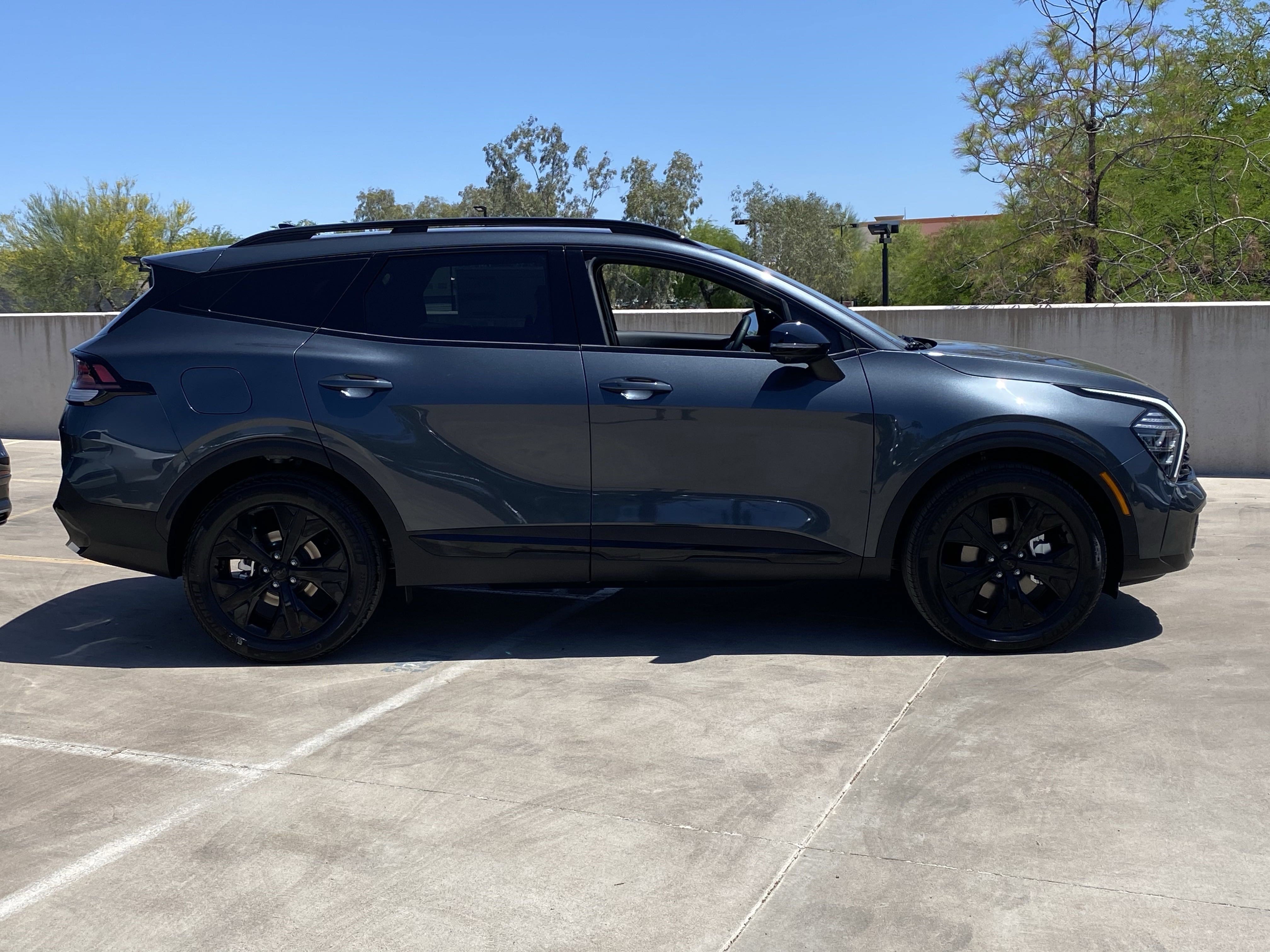 2025 Kia Sportage Plug-In Hybrid X-Line Prestige photo 3