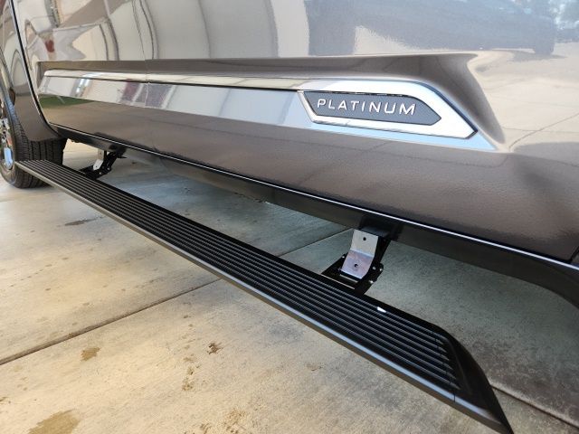 2026 Toyota Tundra Platinum CrewMax photo 4