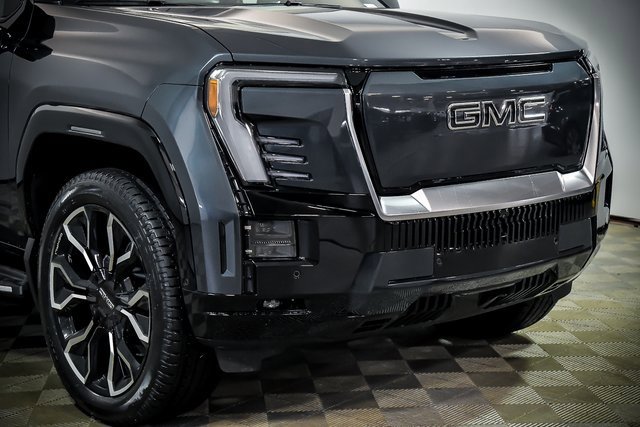 2025 Gmc Sierra EV Denali photo 3
