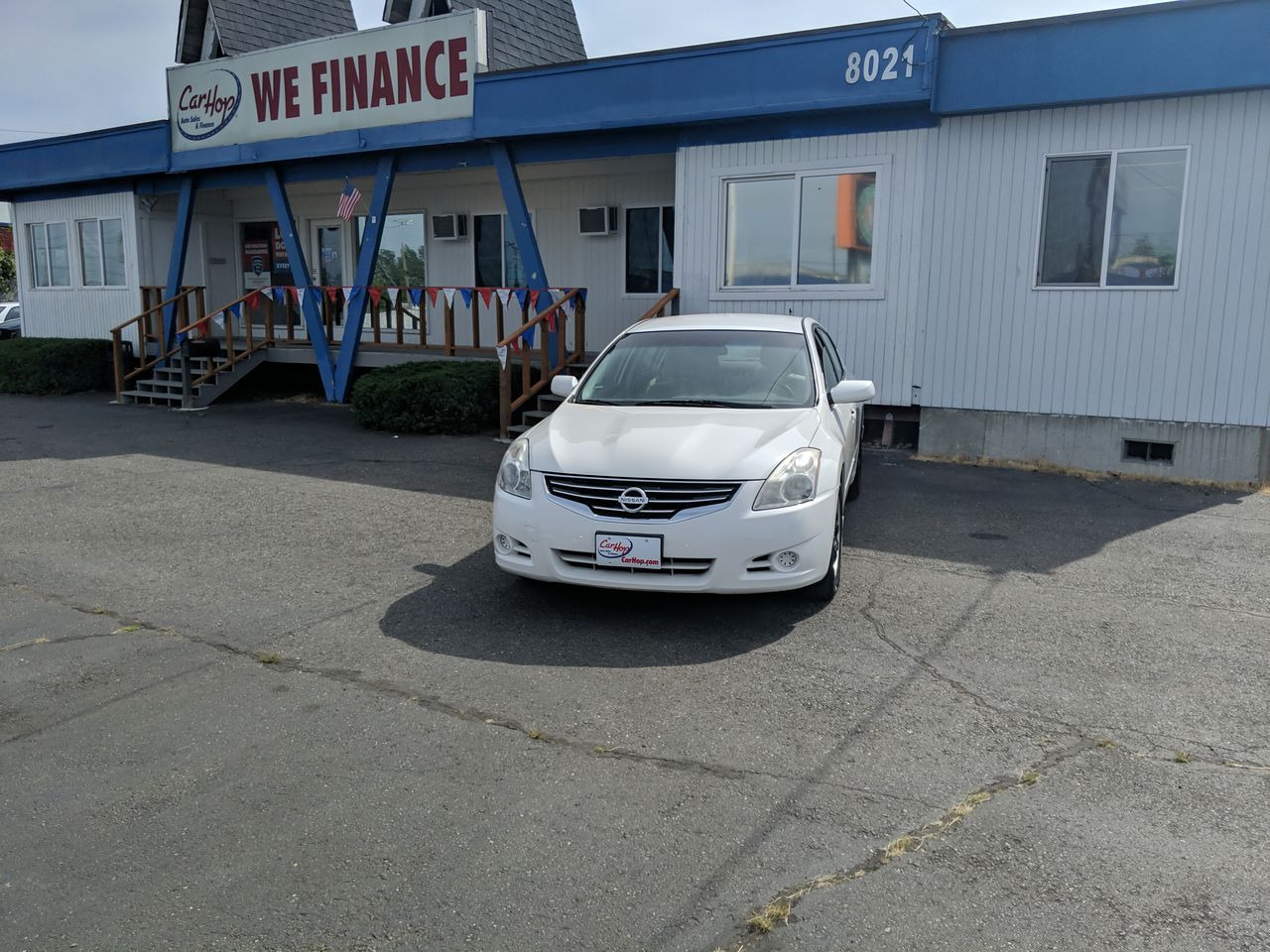 Used 2012 White Nissan 2.5 S image 1