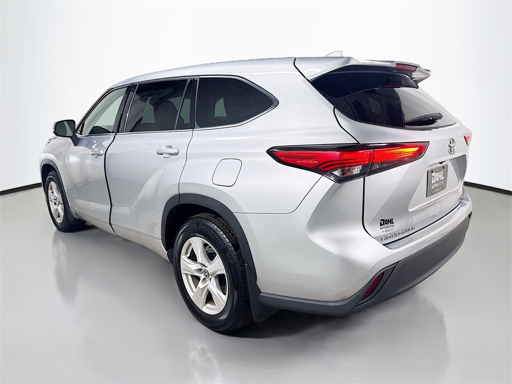 2020 Toyota Highlander L photo 4