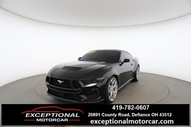 2025 Ford Mustang GT Premium's photo