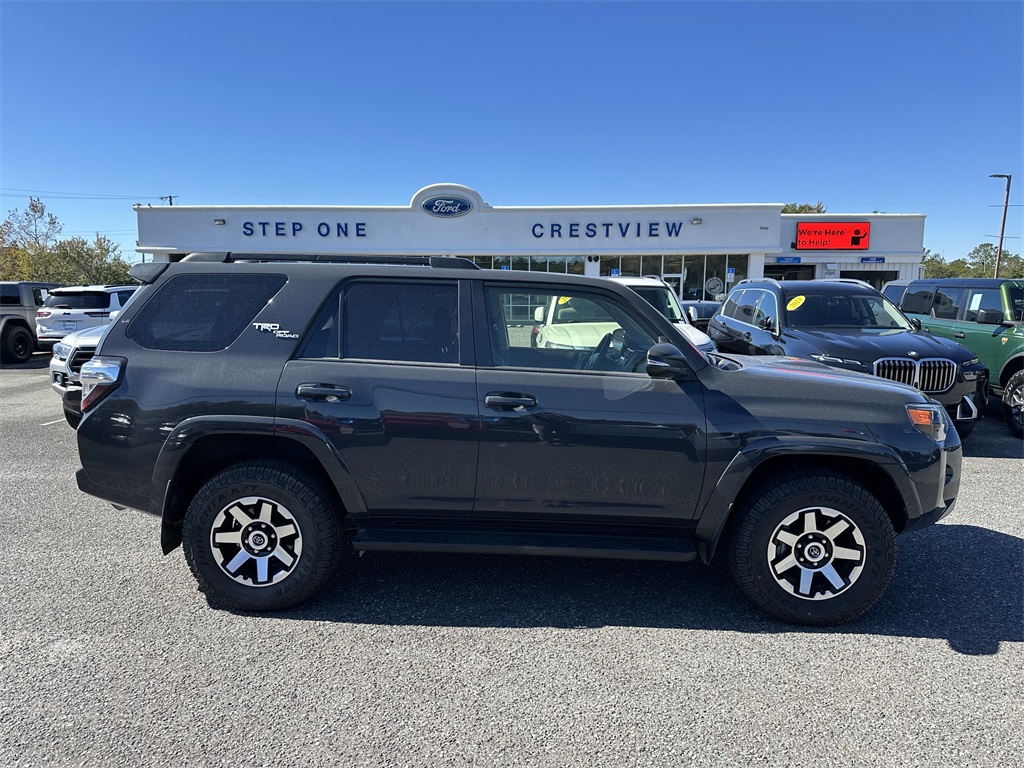 2024 Toyota 4Runner TRD Off-Road Premium photo 2