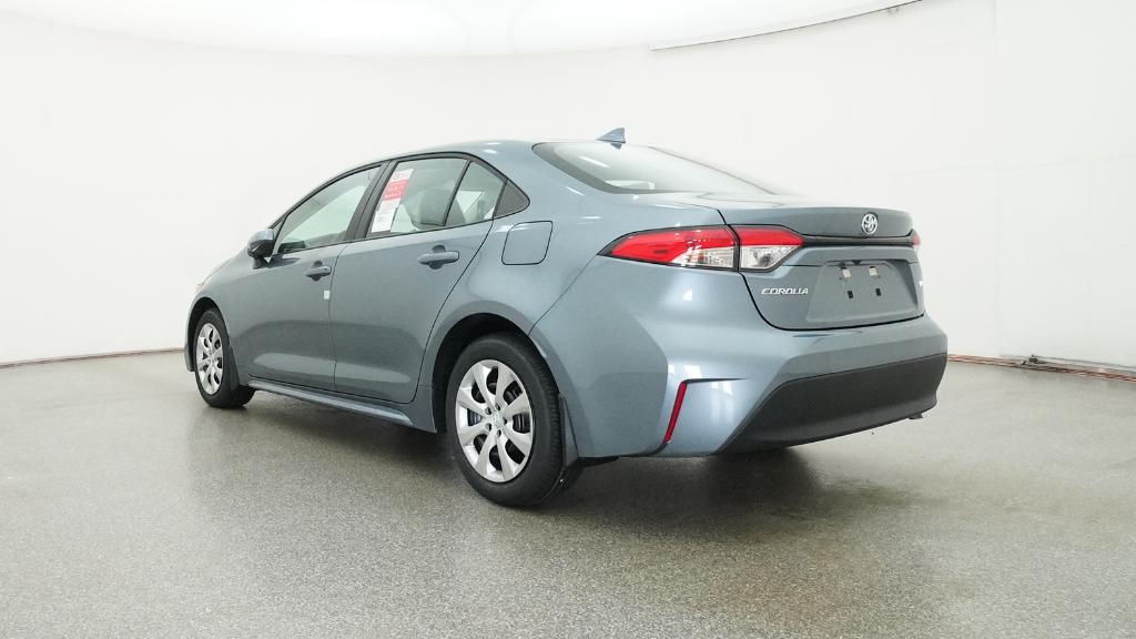 2026 Toyota Corolla LE photo 14